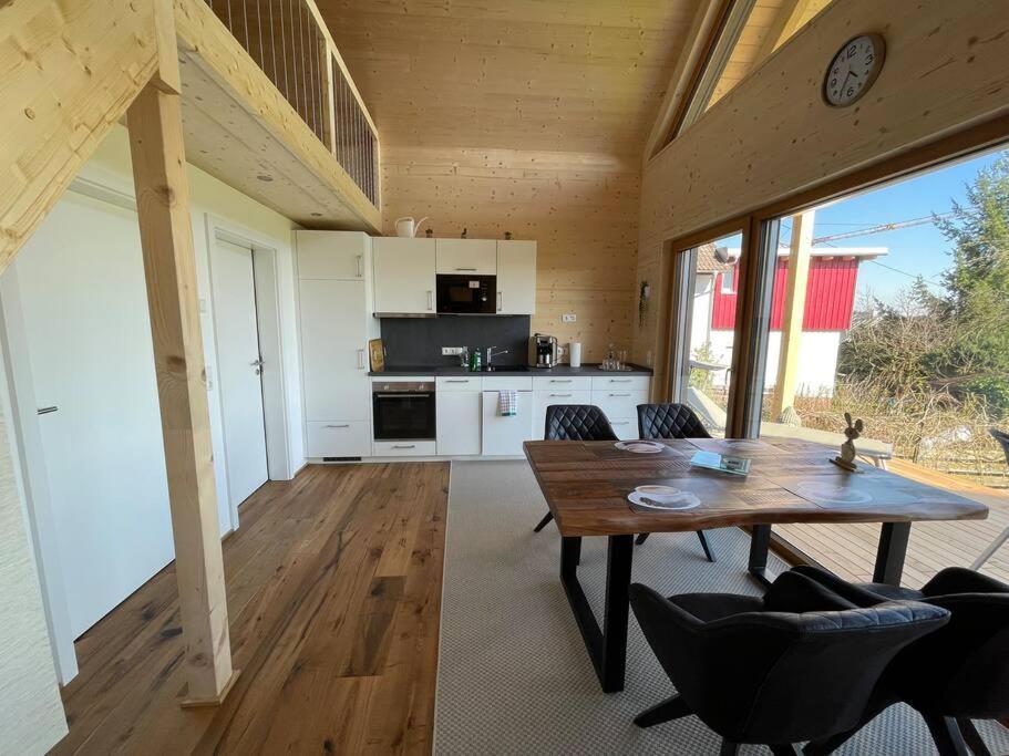 Zweistoeckiges Natur-Holzhaus Mit Berg- & Seesicht Horgenzell ภายนอก รูปภาพ